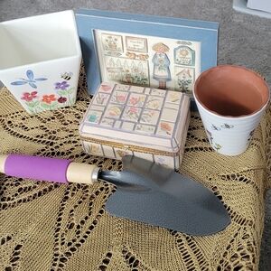 🐝🐞Garden decor grouping🐝🐞